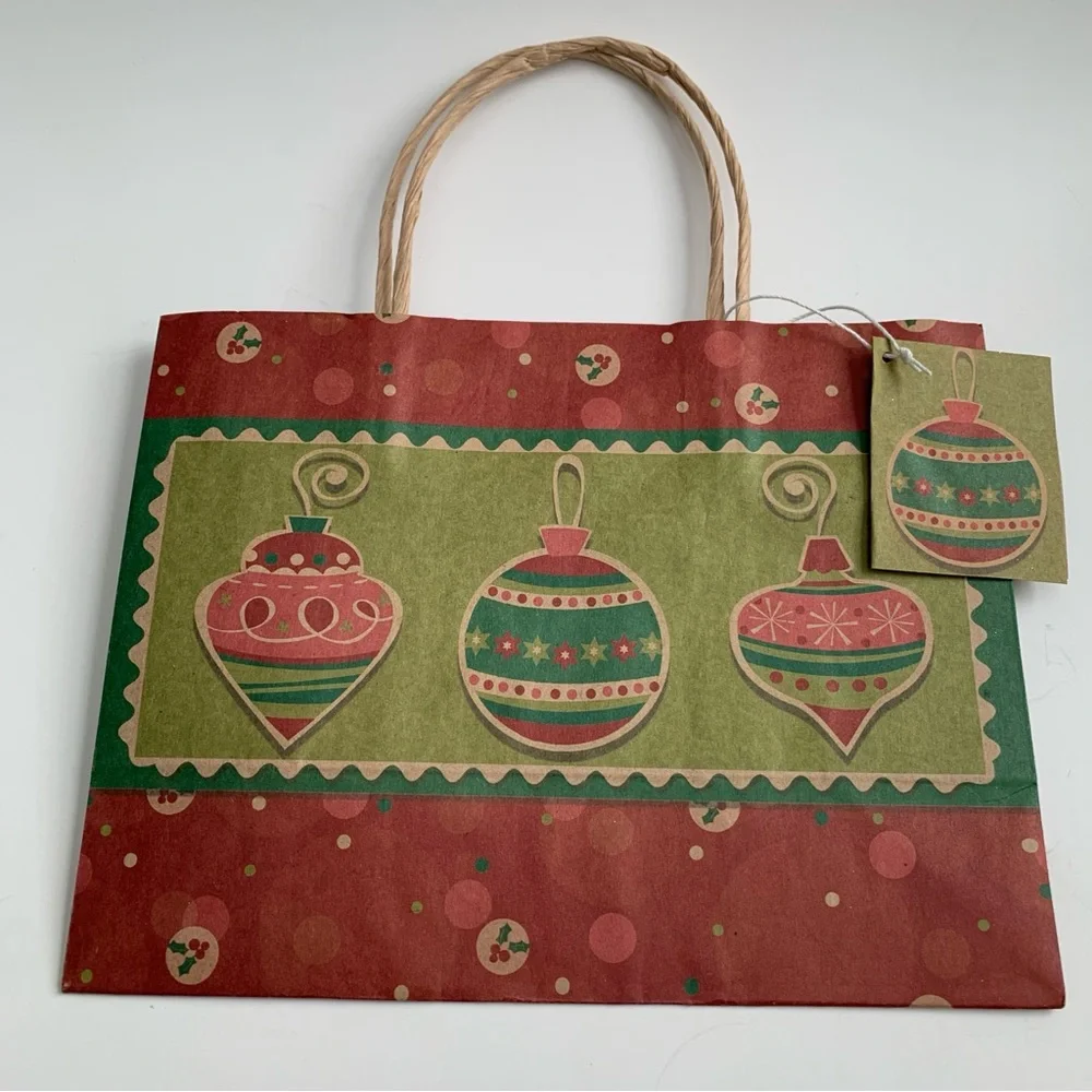 Winter Holiday Gift Bag Lot Season’s Greetings Snowman Holiday Ornament NWT
